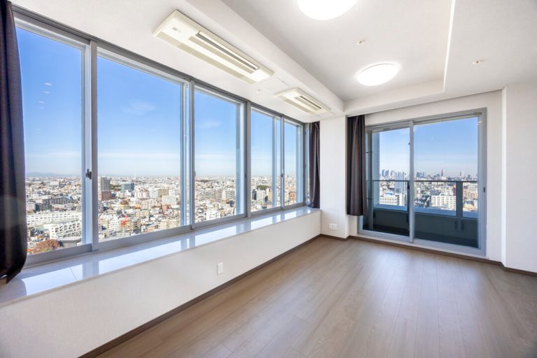 ザ・パークハウス三軒茶屋タワー　21階部、開放感あふれる二面採光