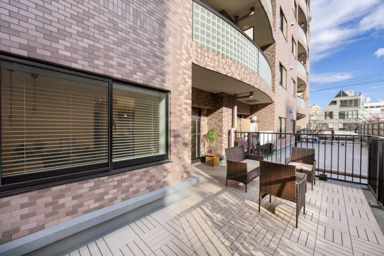 ルーフバルコニー