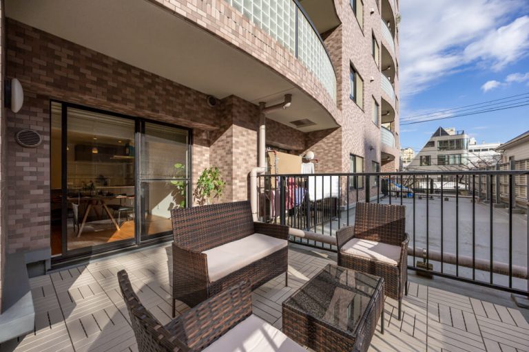 ルーフバルコニー