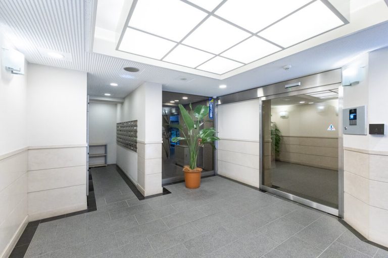 エントランスホール