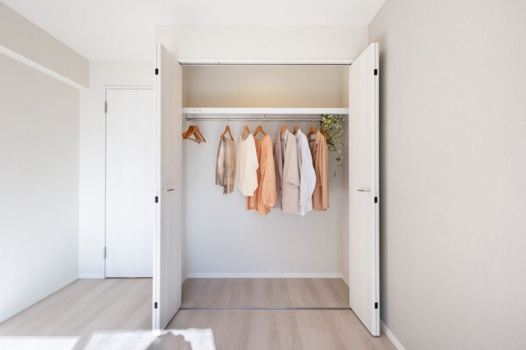 洋室2 クローゼット