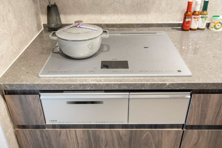 キッチン IHクッキングヒーター