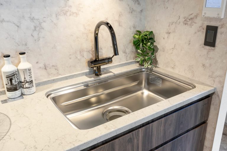 キッチン シンク