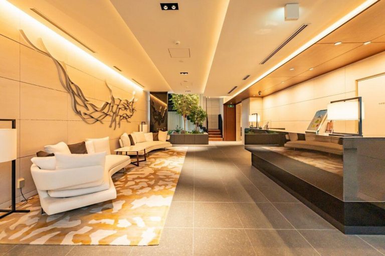 エントランスロビー