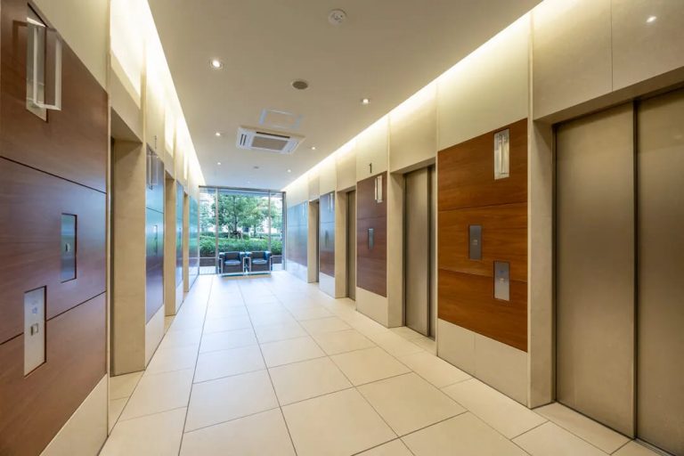 エレベーターホール