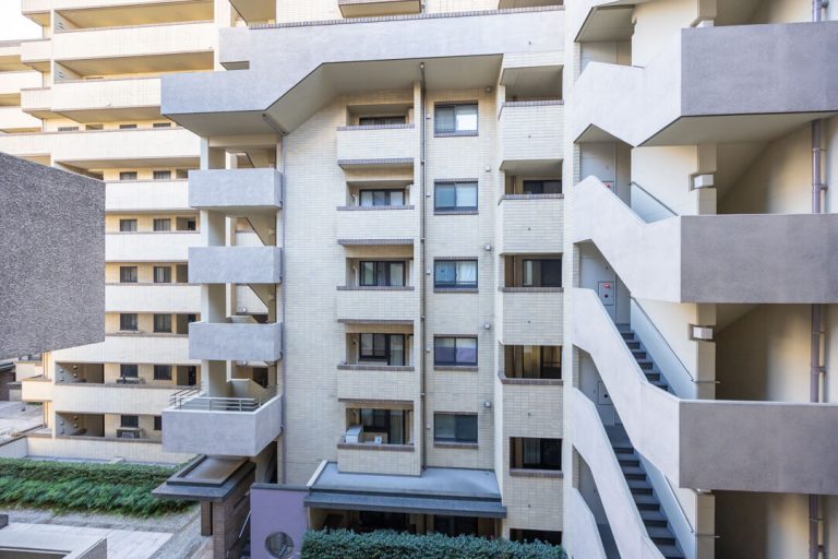 バルコニー眺望（洋室側）