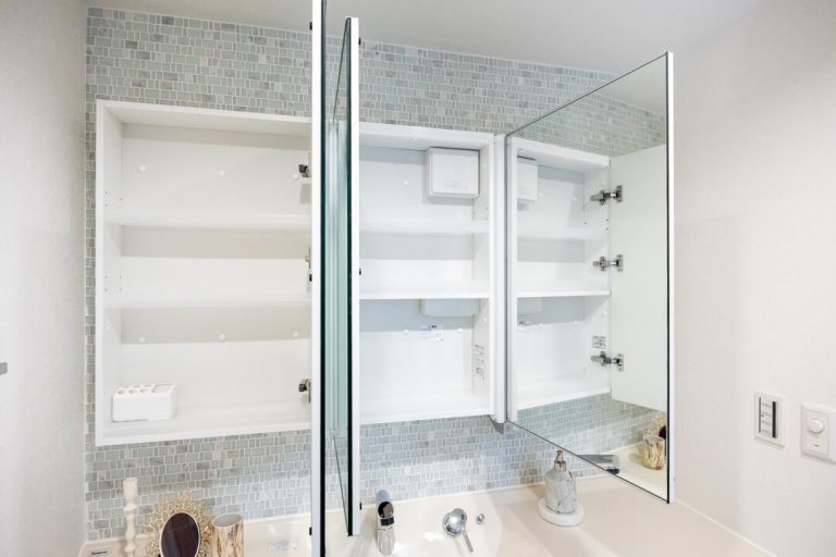 洗面化粧台 ミラーボックス