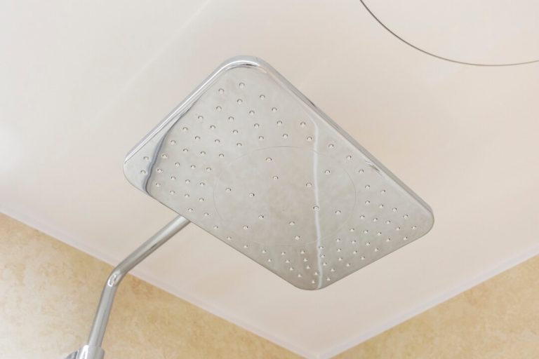 浴室 オーバーヘッドシャワー