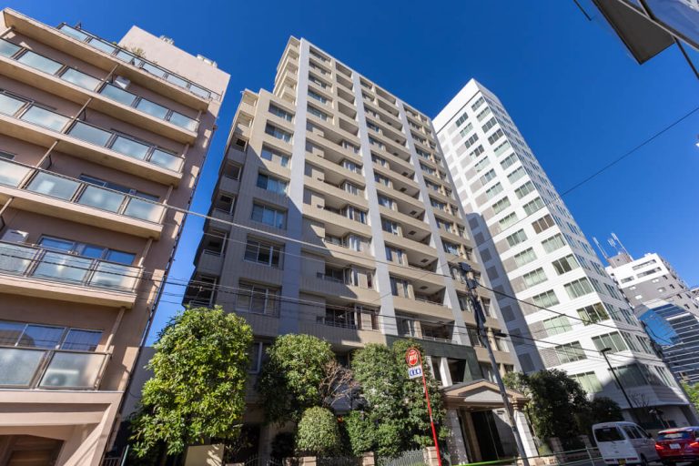 広尾　緑と都市が調和する邸宅、ペットと暮らせる南東角住戸