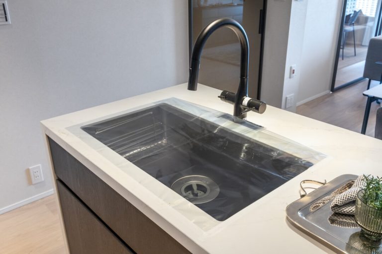 キッチン シンク