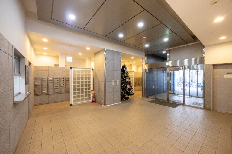 エントランスホール