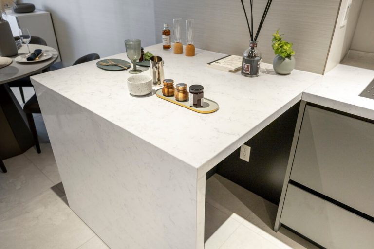 キッチン カウンター収納