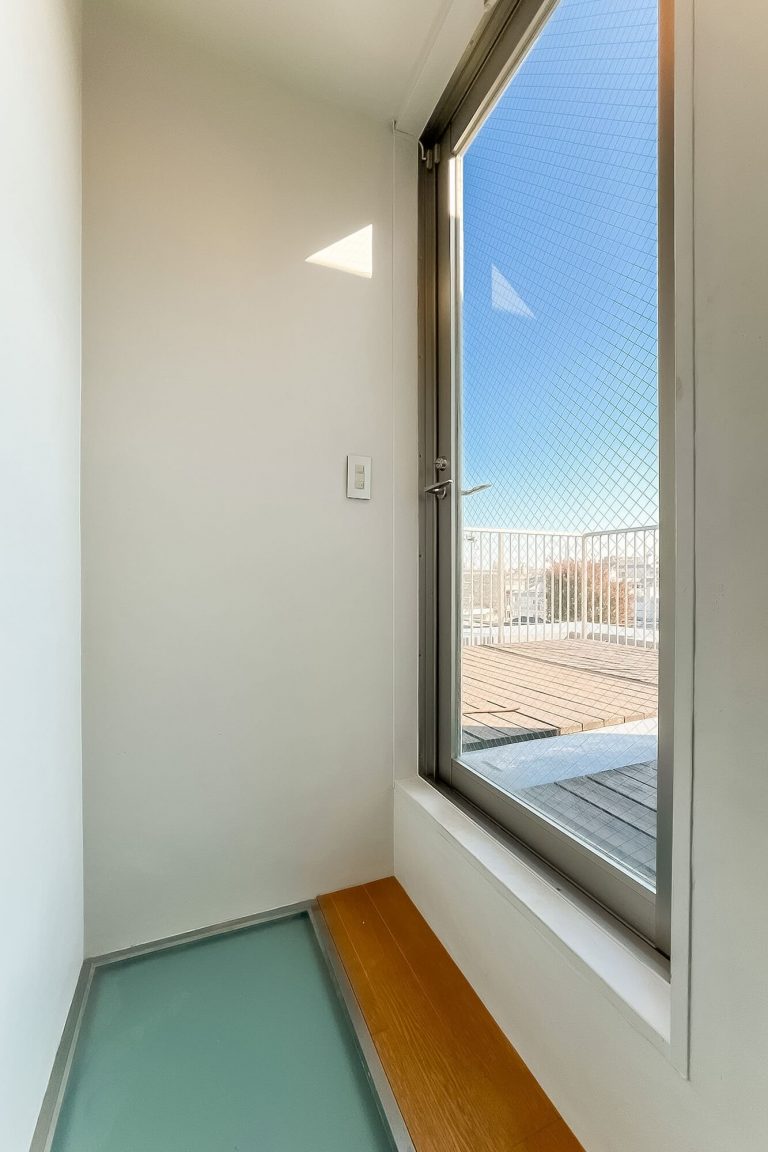 ルーフテラス入口