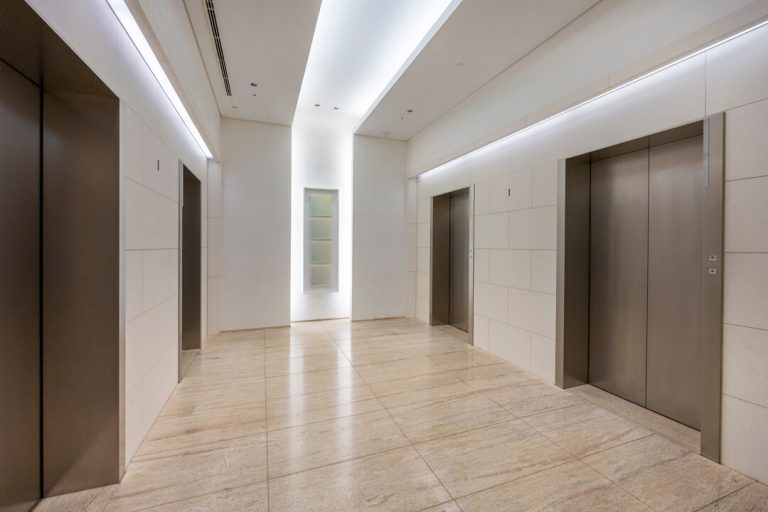 エレベーターホール