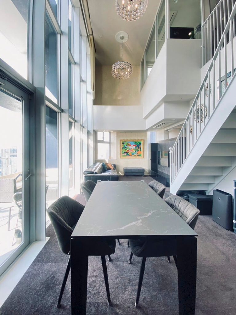 リビングダイニング