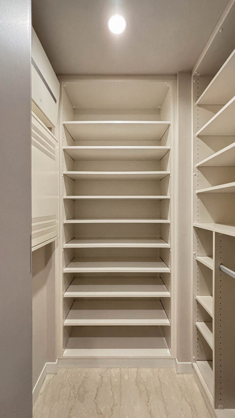 玄関 SIC（シューズインクローゼット）