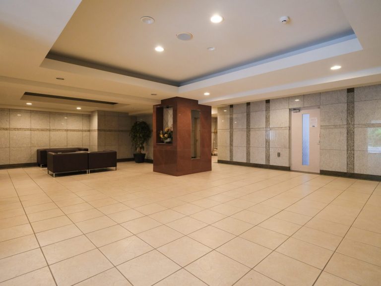 エントランスホール