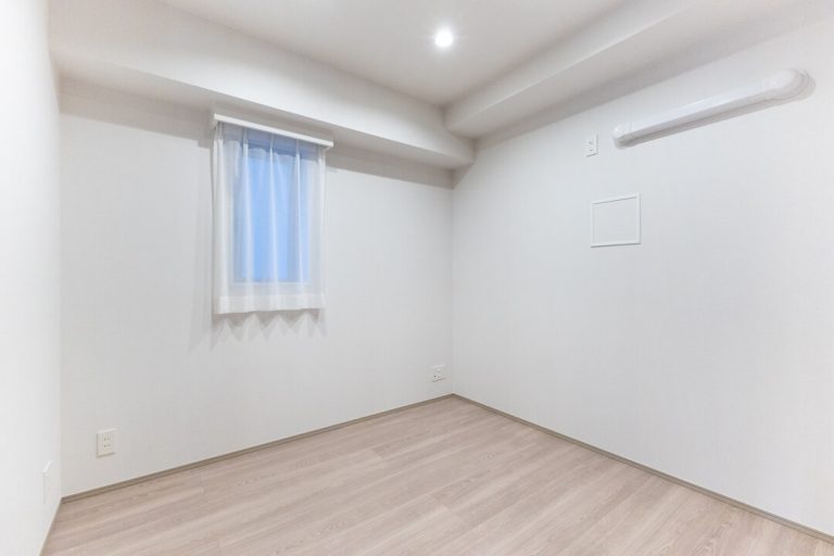 サービスルーム