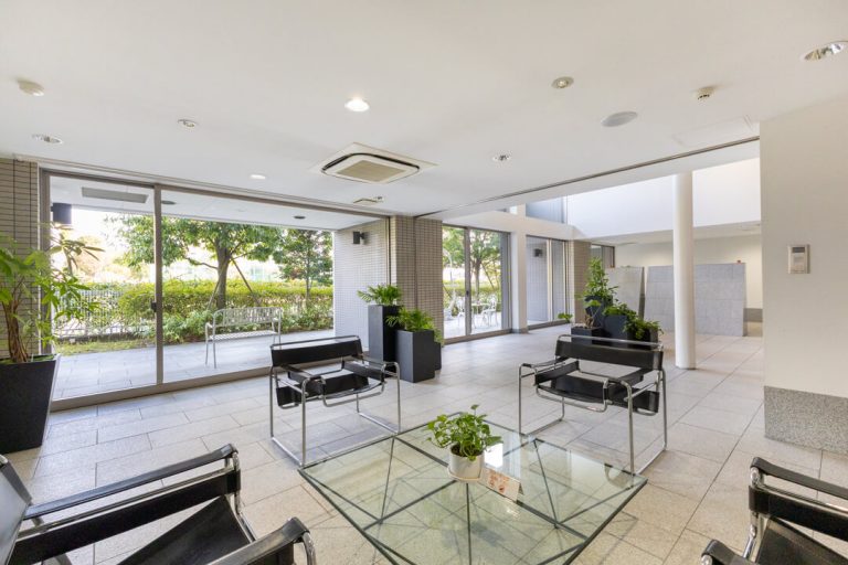 エントランスロビー