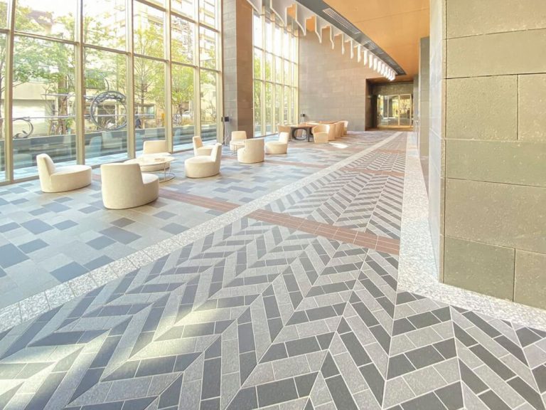 エントランスホール