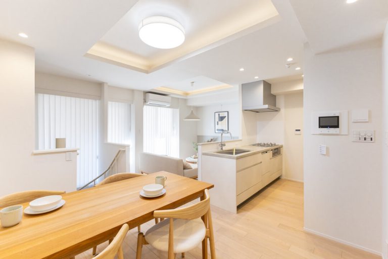 五反田　ペットと暮らす、落ち着きある都心メゾネット