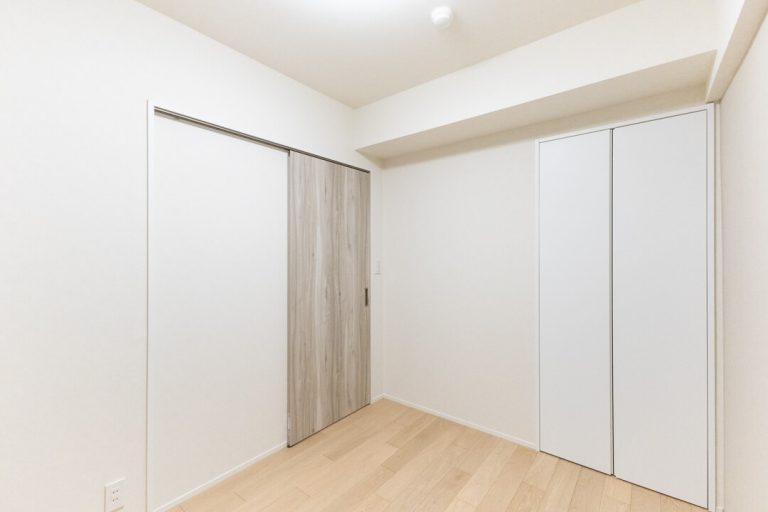 サービスルーム