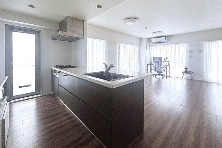 神泉　LDK23帖のゆとりある空間設計