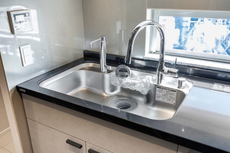 キッチン シンク