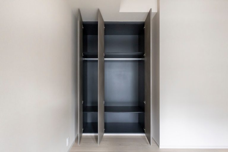 主寝室 クローゼット