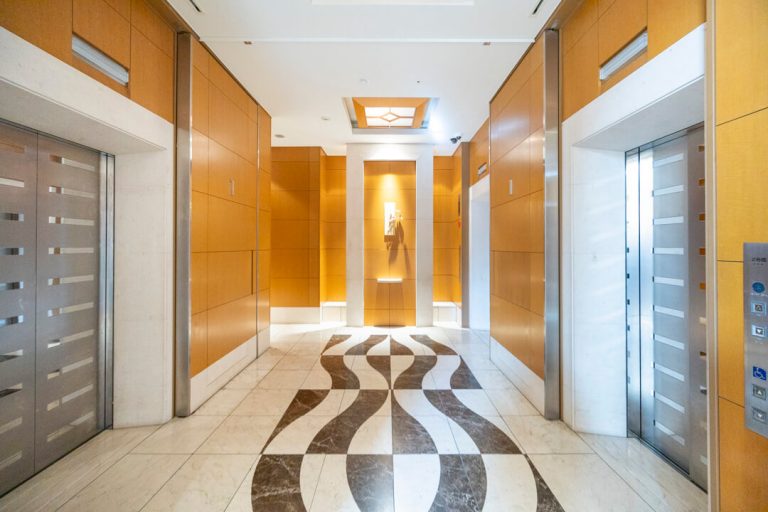 エレベーターホール