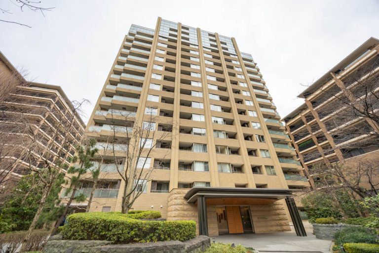 広尾ガーデンフォレスト桜レジデンスA棟　ゆったりと暮らせる74㎡超えの1LDK