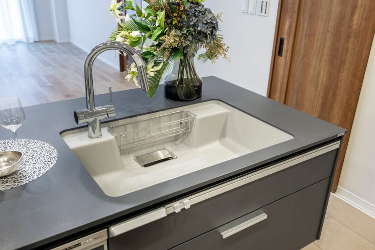 キッチン シンク