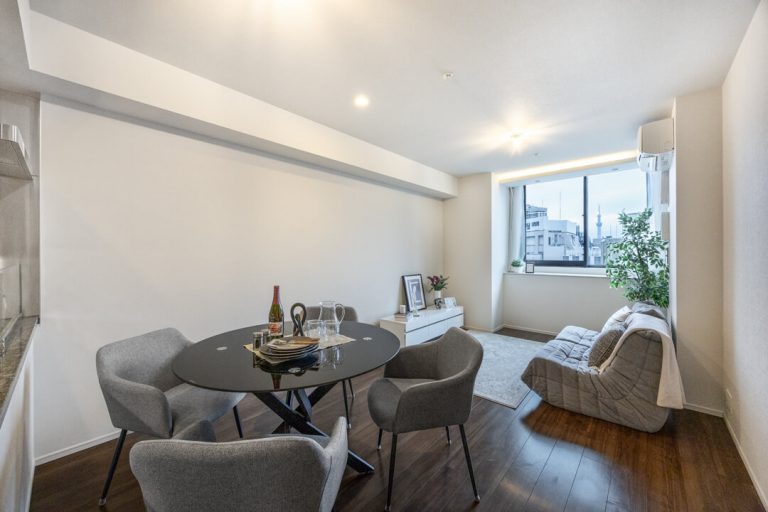 淡路町　住みやすいエリアにあるペットと暮らせる最上階