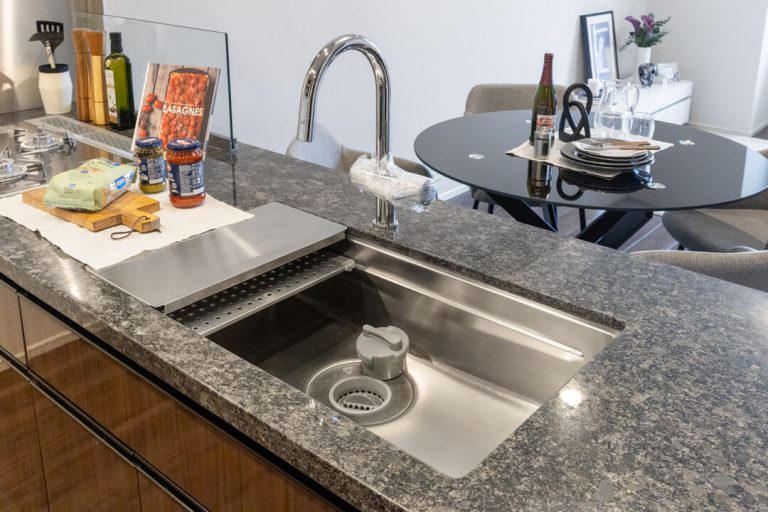 キッチン シンク