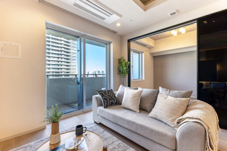 リビングダイニング、洋室