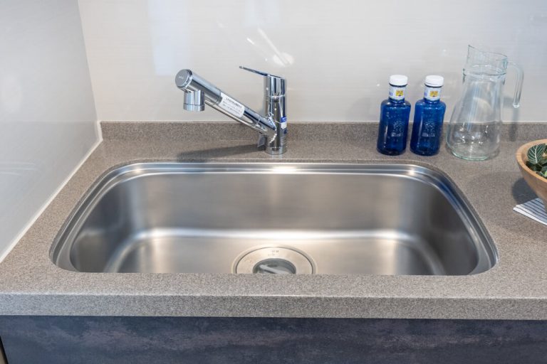 キッチン シンク