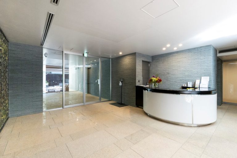 エントランスホール