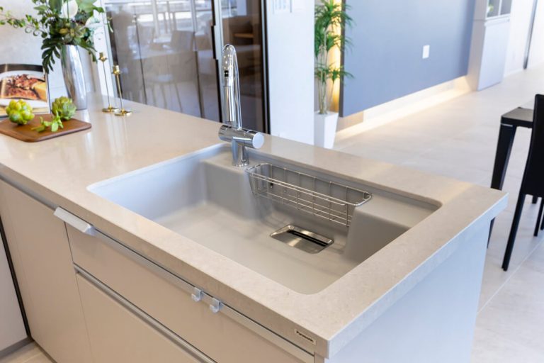 キッチン シンク