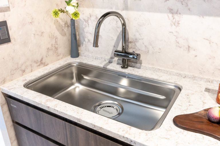 キッチン シンク