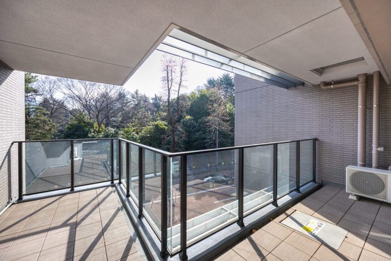 テラスバルコニー