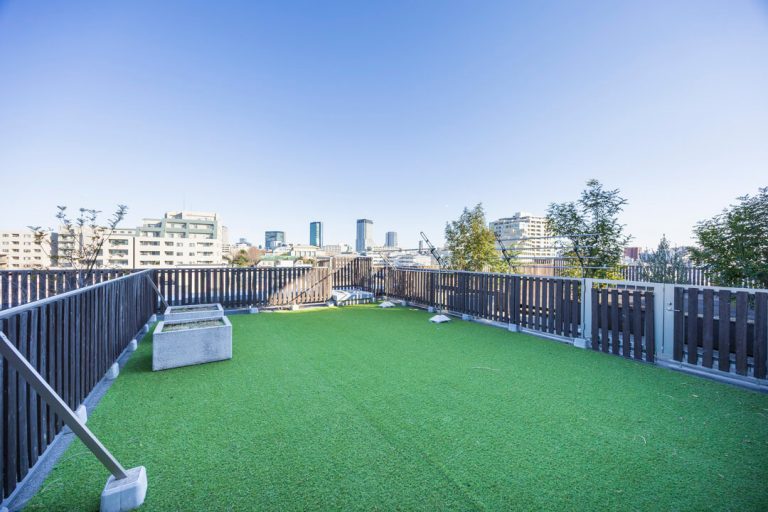 ルーフバルコニー