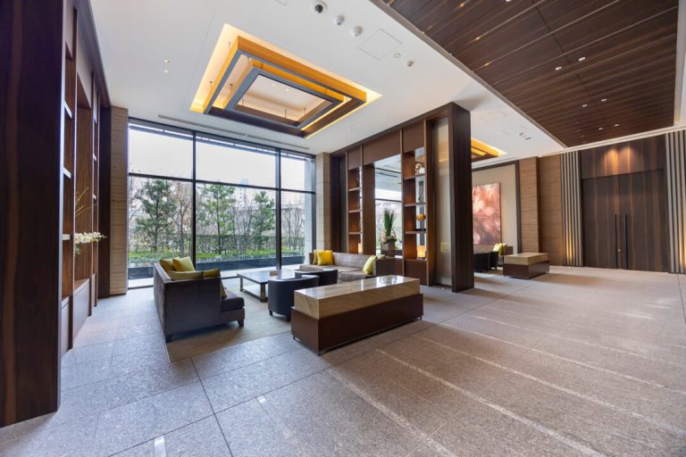 エントランスホール