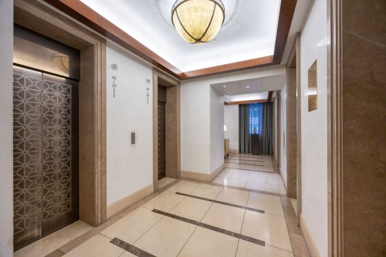 エレベーターホール