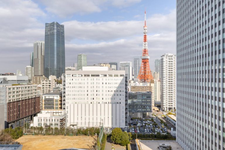 ザ・レジデンス三田　東京タワーとともに過ごす、都心の日常
