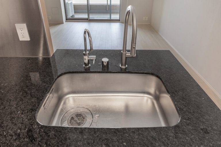 キッチン シンク