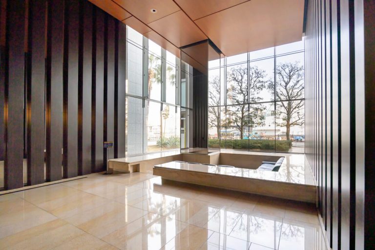 エントランスホール