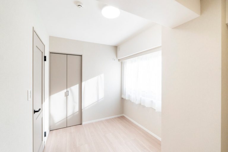 洋室（約4.9帖）