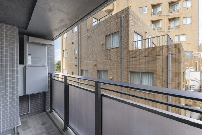 サービスバルコニー