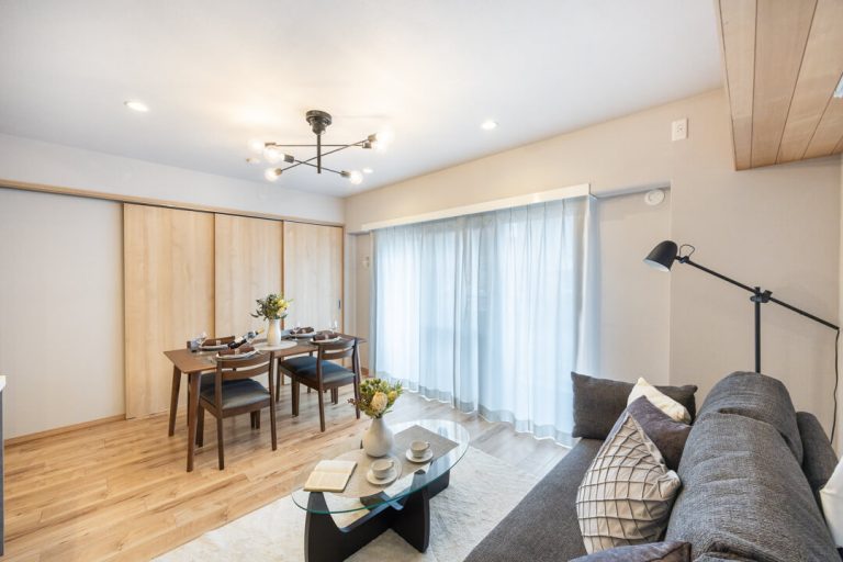 リビングダイニング