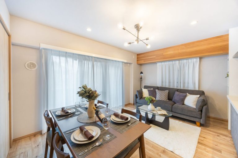 リビングダイニング